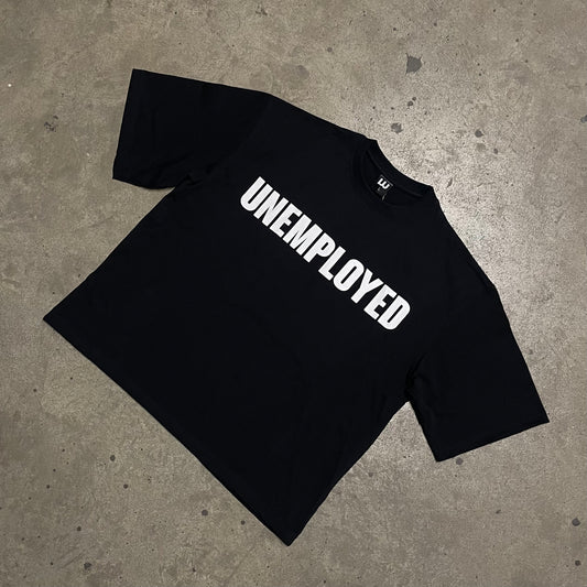 UNEMPLOYED tee